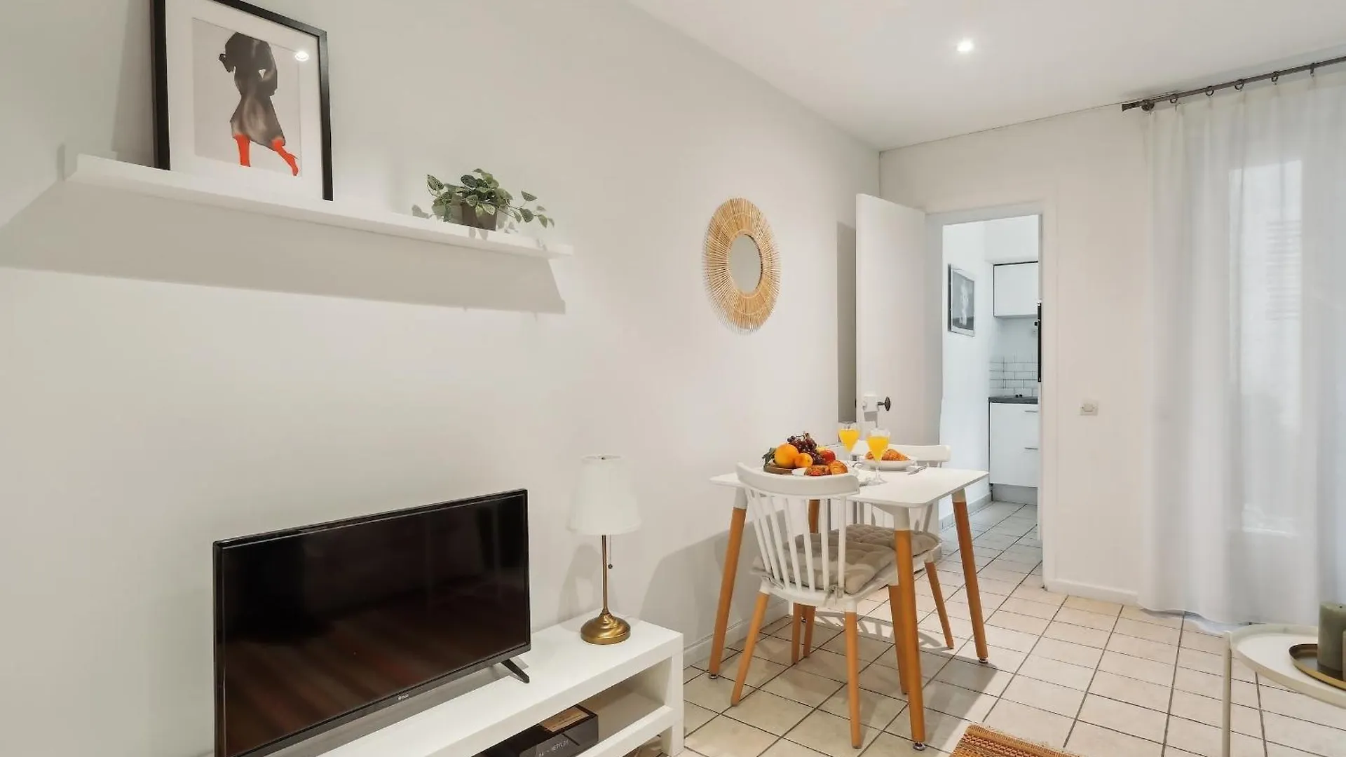Invalides 1Br Cozy Apartment Paris 0*,  France